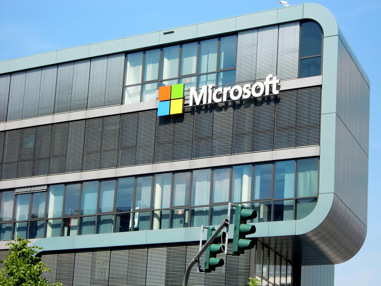 Microsoft hit with antitrust violation warning in EU over bundling of Groups